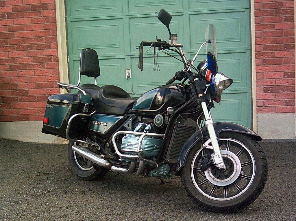 '83 GL1000 2.JPG