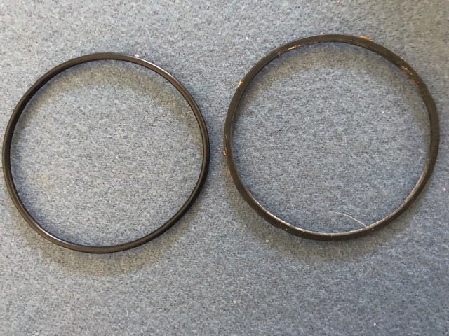 Side by side the old o-ring