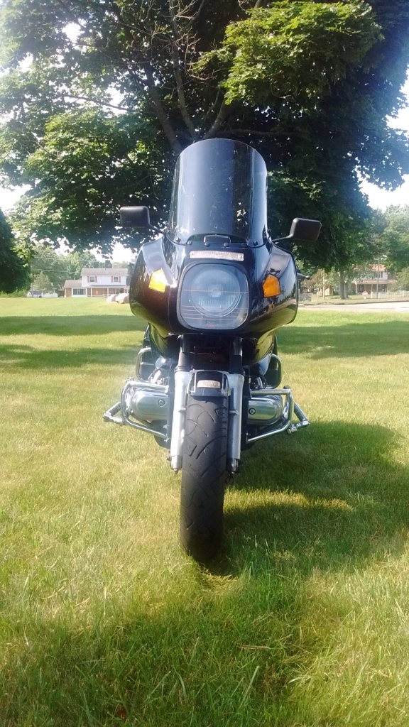 GL1200 RS Front View.jpg