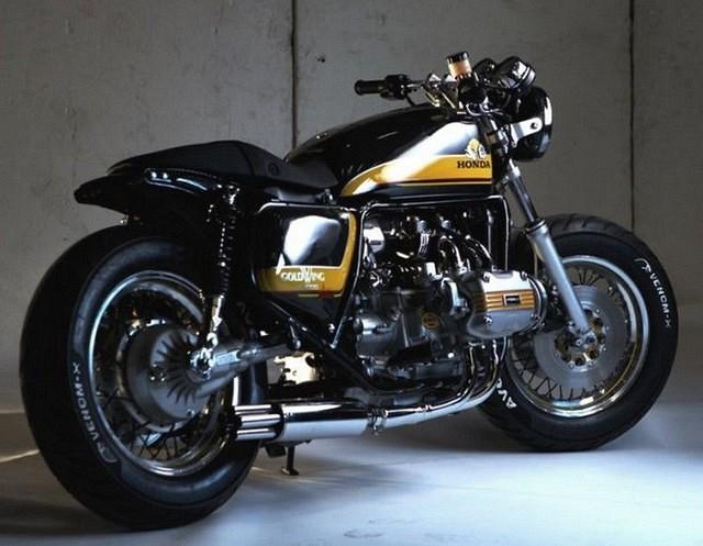 Octane's Bulldog Bobber GL1000
Bike of the Month
April 2007 