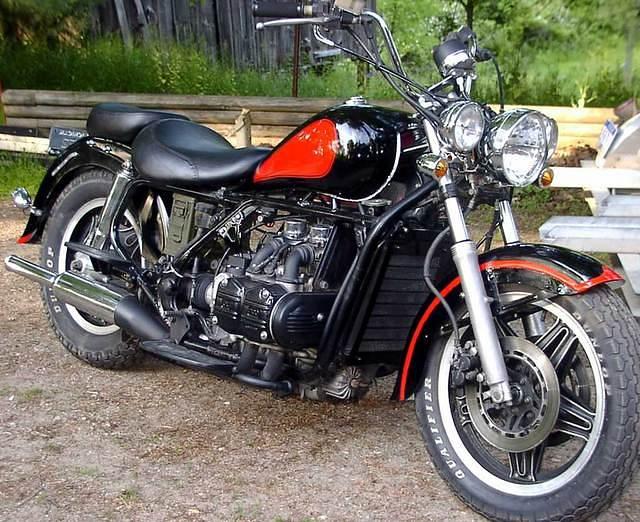 TedT & CharlieT's "Shadowing" 1982 GL1100 Bike of the Month September 2009
