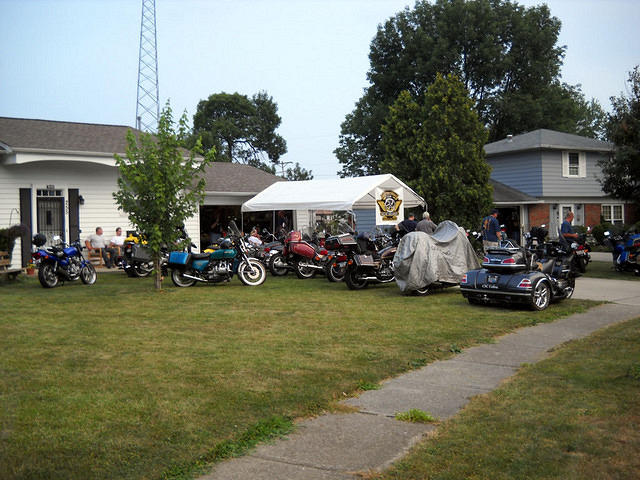 Mid-Ohio BBQ at Oldewing's place.
8 July 2010.