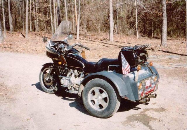 Sam and Kathie's GL1100 trike.