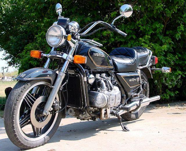 GL1100 Standard
