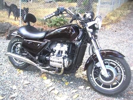 Jim's custom GL1200 Standard