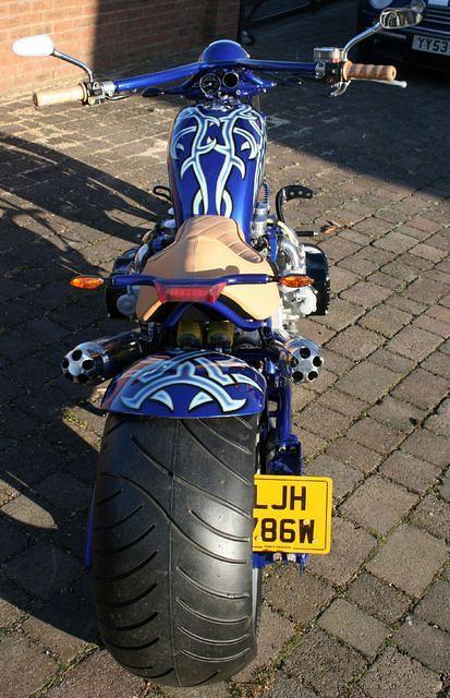 300 mm tyre, on centre, with shaft drive ... its possible !