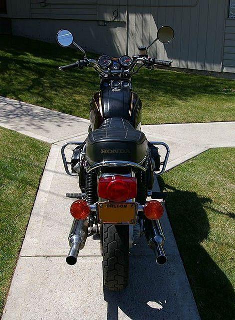 Now with a stock seat and CB750K handle bars. NOW we're getting somewhere. 