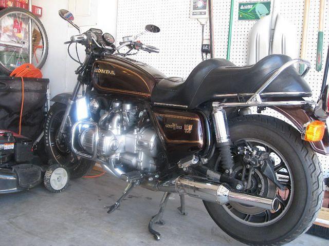 Added a new handlebar, grips, and mirrors.