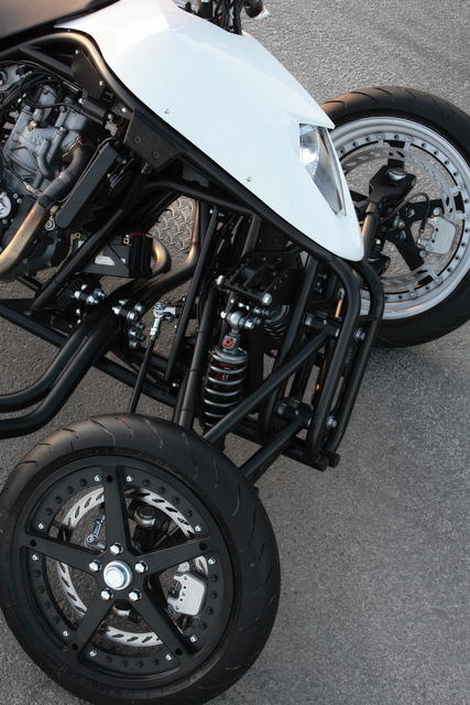 Leaning Trike Susspension2