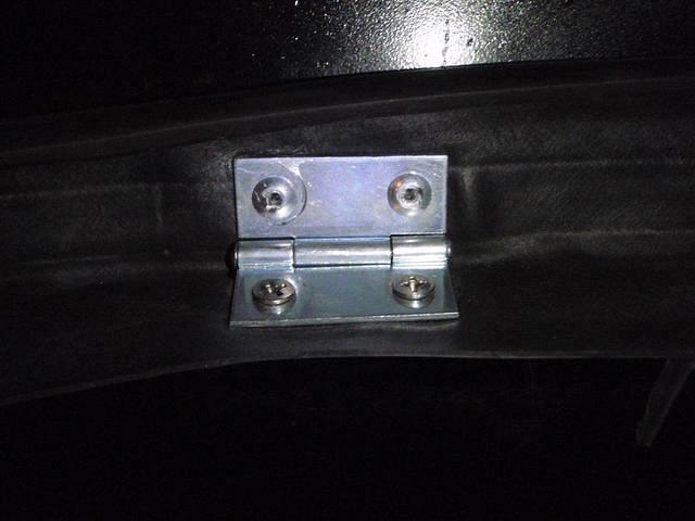 04-Top.Rivet.JPG