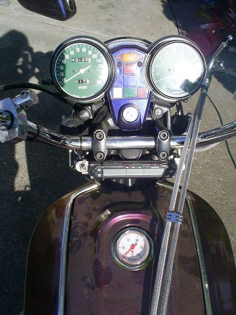 I don't need no stinking gas gauge thats what reserve is for