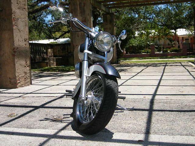 2003Shadow003.jpg