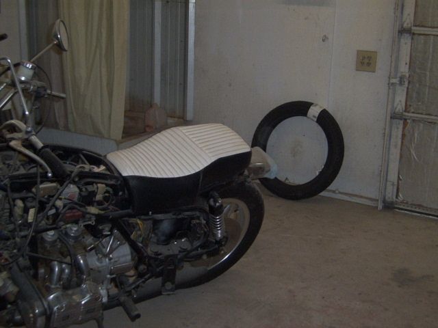 gl1000 sseat