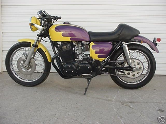 b6 3
