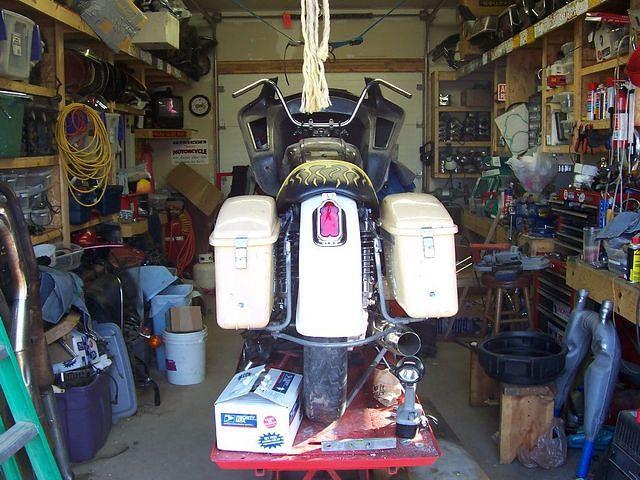 First mock up, using a Corbin Gunfighter seat. The bags are mid 60's Harley. The frame work had to be modified.