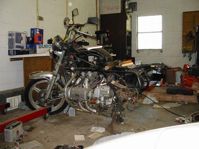 derelict_bikes_002.jpg
