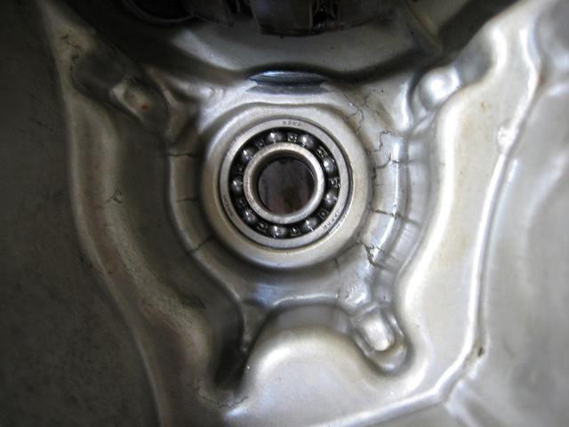 Mechanical Advance Shaft bearing3.jpg