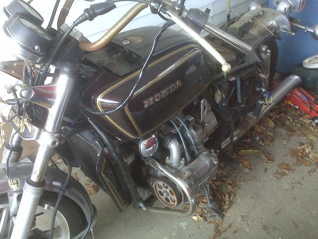 I'd taken the seat, backrest and timing cover off at this point.  Nothing too exciting about that as it was just a couple of scr