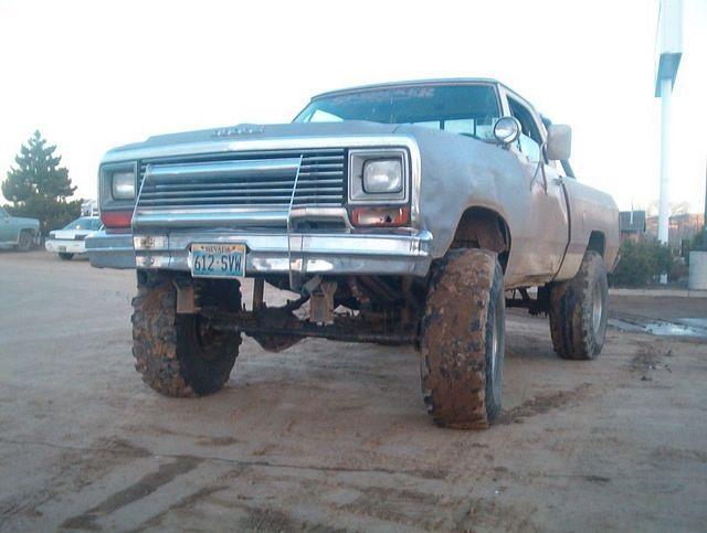 Truck I am Helping A bud To Build, Its Got A 440 Wedged Into It