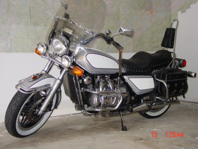 Tim's GL1100 "White Wing"