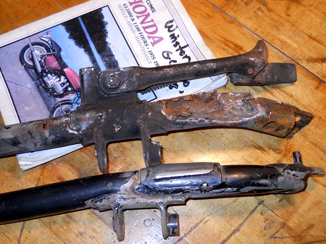 EVER LOOKED UNDER YOUR FRAME-MIGHT WANT TO-83 FRAME READY FOR BONNEVILLE BUILD