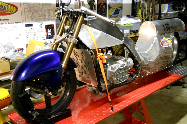 NEW FRONT FENDER-NEW STAINLESS BRAKE LINE-GOOD LOOK AT NAKED WING FRONT LOGO PLATE