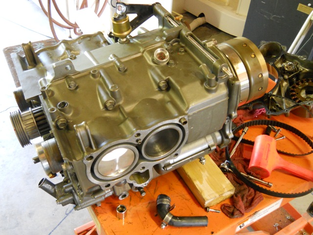 brand new motor with spun rod bearing on number one