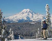 Mt Rainier from White Passs 2