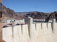 Hoover Dam looks so small in real life