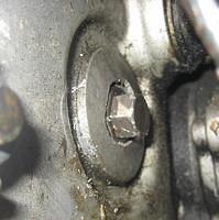 GeneratorCrankBoltCap